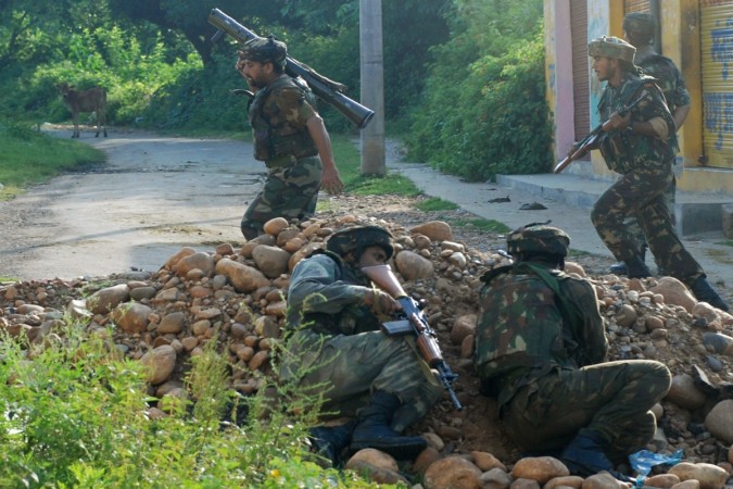 armyjawankilledinexchangeoffirewithmilitantsinjk